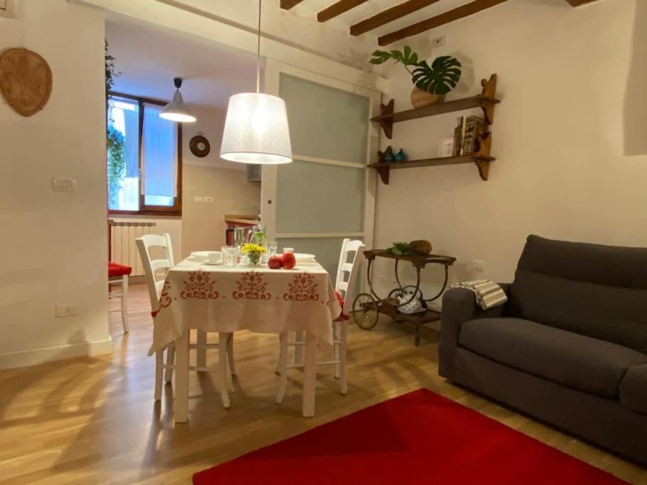 San Lorenzo In Red Firenze
